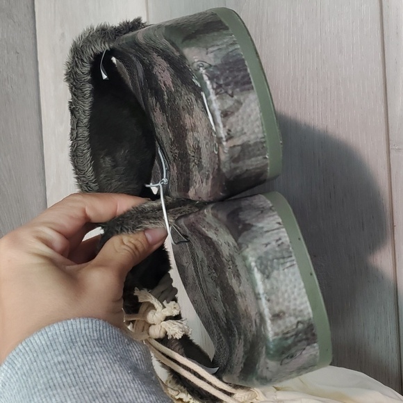 NEW Johnny Was Calme Womens Space Camo Slip on Slide Sandals shoes sz 9M - Picture 6 of 10